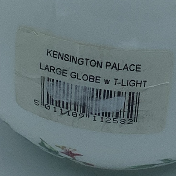 Two Kensington Palace Globe Tea Lights - Picture 10 of 11